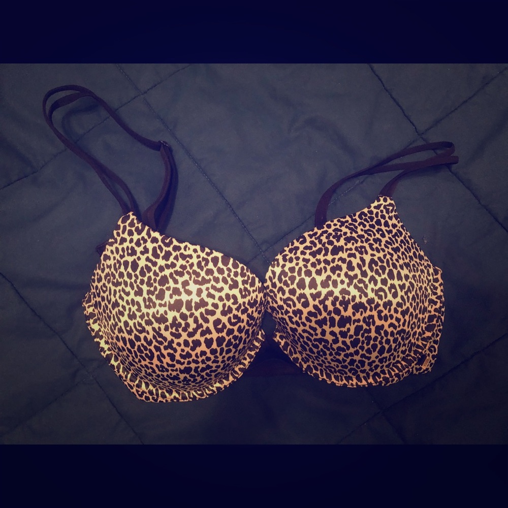 Super sexy Victoria’s Secret braw